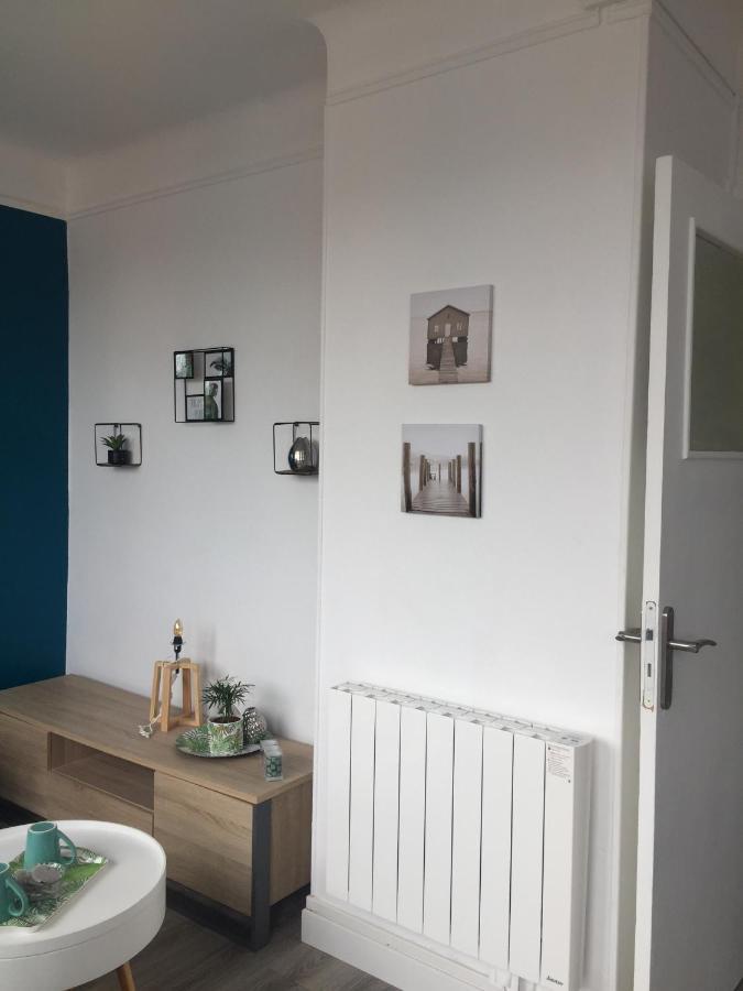la petite jungle Apartment Calais Exterior foto