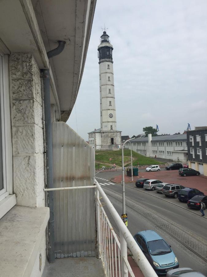 la petite jungle Apartment Calais Exterior foto